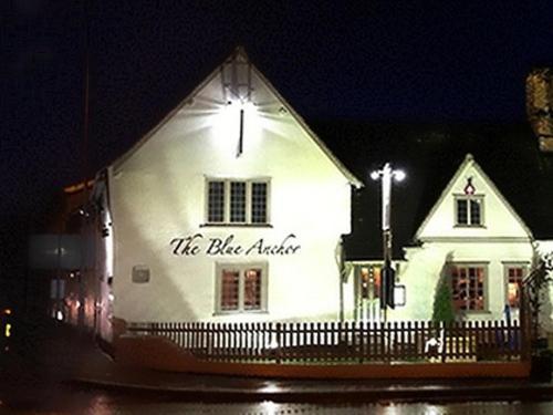 ホテル The Blue Anchor Feering エクステリア 写真